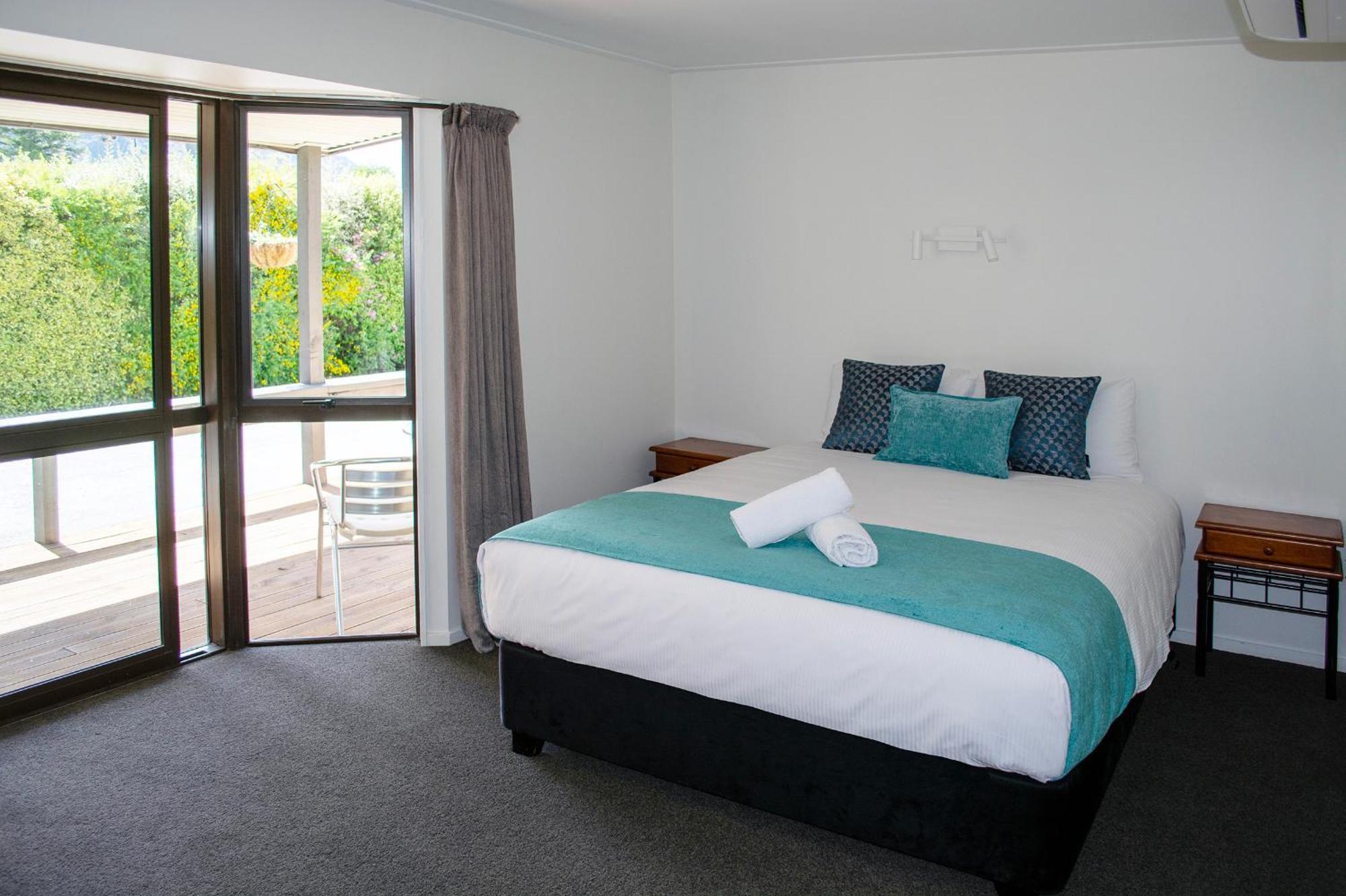 Kingston Top 10 Holiday Park 外观 照片